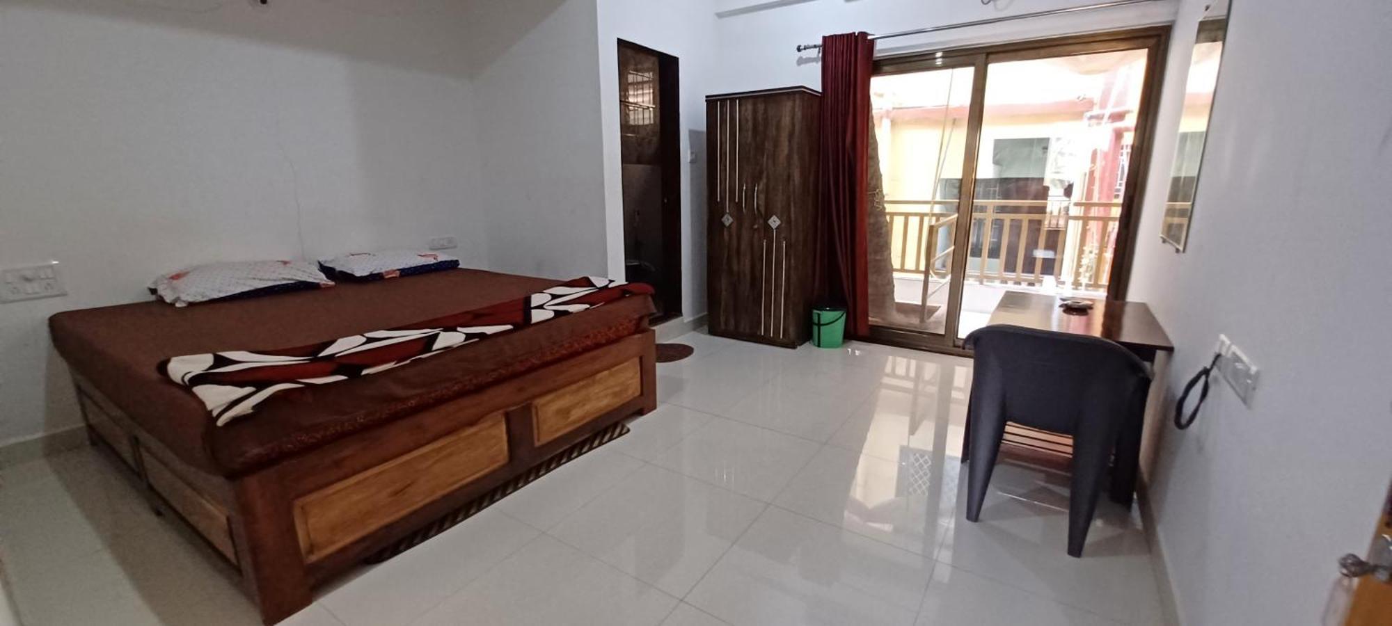 Prakash Holiday Inn อารัมบล ภายนอก รูปภาพ